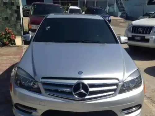 Mercedes-Benz Clase C 300 2011