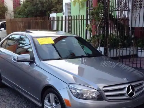 Mercedes-Benz Clase C 300 2011