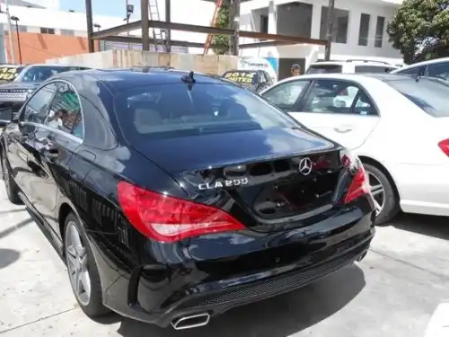 Mercedes-Benz Clase CLA 200 2014