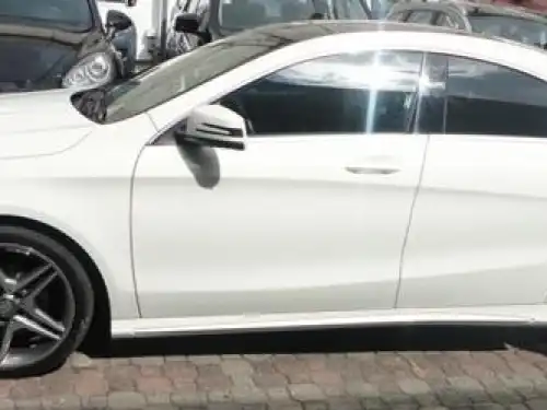 Mercedes-Benz Clase CLA2014
