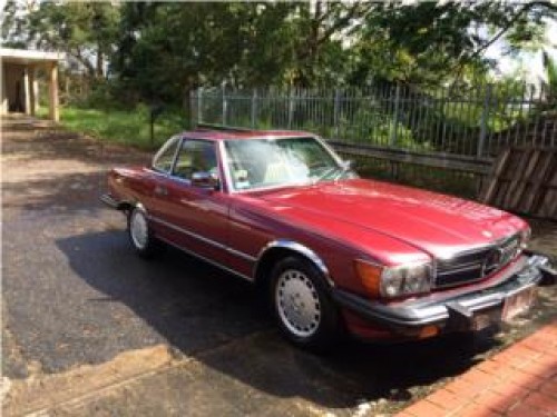 Mercedes Benz 560 SL 1989 $21,000