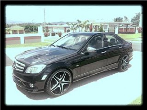 Mercedes c300 2010 con 10, 000 en extras