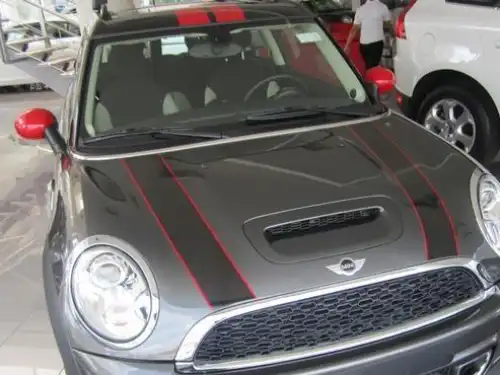 Mini Cooper John Cooper Works 2011