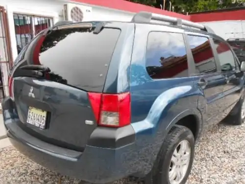 Mitsubishi Endeavor LS 2004