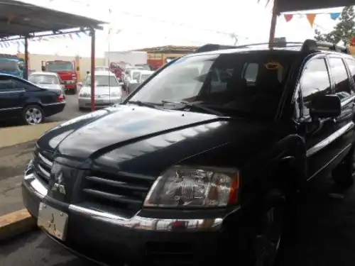 Mitsubishi Endeavor LS 2004