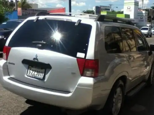 Mitsubishi Endeavor LS 2005