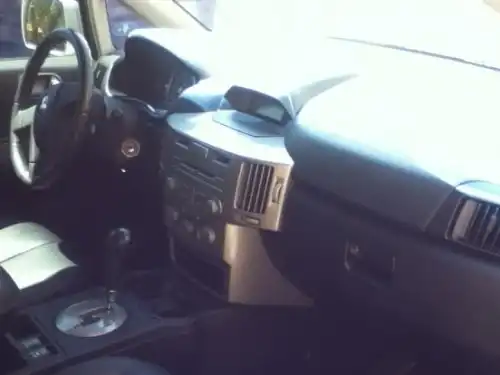Mitsubishi Endeavor LS 2005