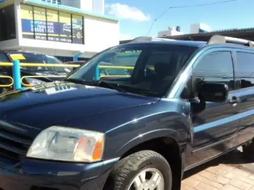 Mitsubishi Endeavor LS 2005