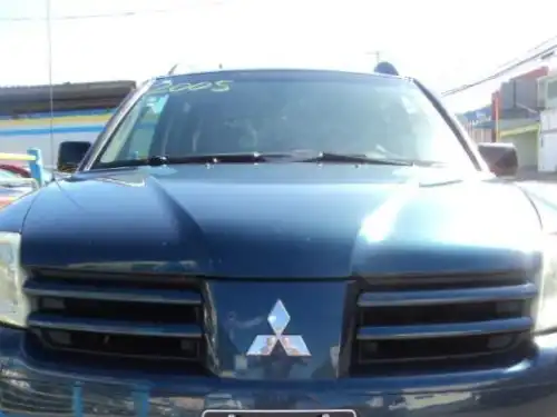 Mitsubishi Endeavor LS 2005