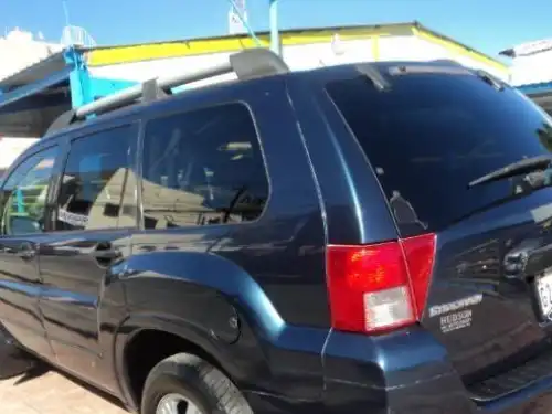 Mitsubishi Endeavor LS 2005