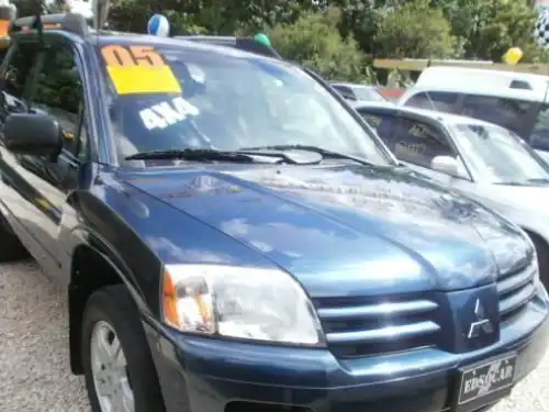 Mitsubishi Endeavor LS 2005