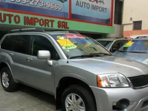 Mitsubishi Endeavor LS 2011
