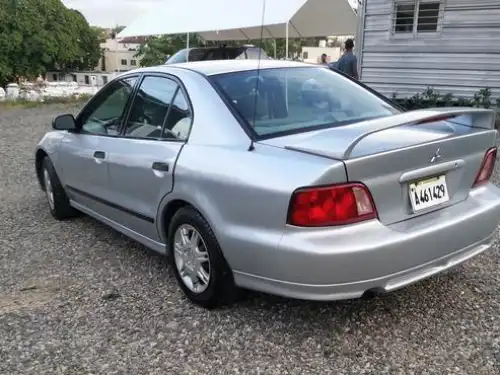 Mitsubishi Galant  2003