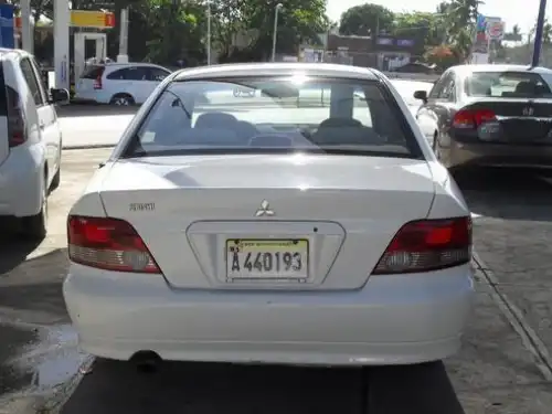 Mitsubishi Galant  2006