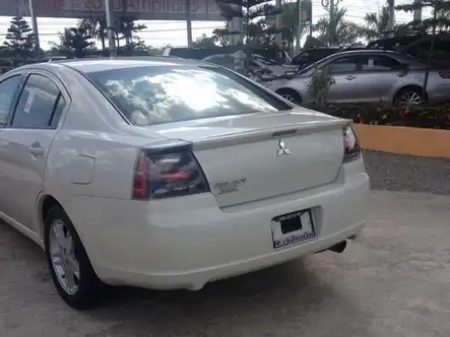 Mitsubishi Galant  2007