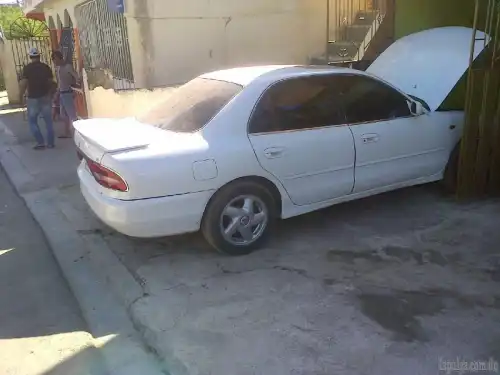 Mitsubishi Galant precio rd$70mil