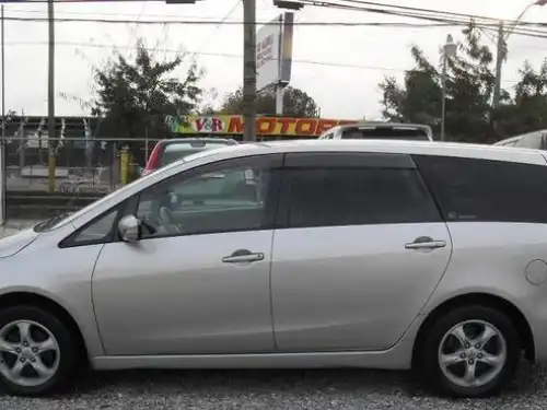 Mitsubishi Grandis  2006