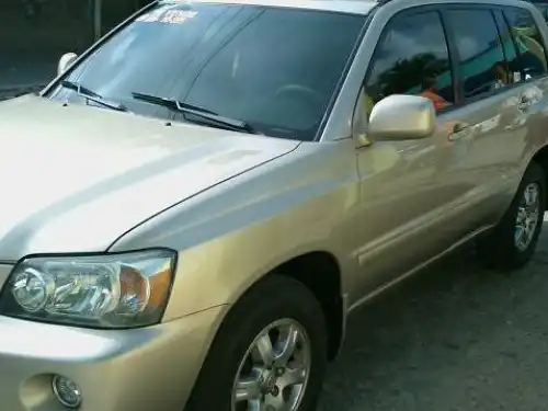 Mitsubishi Highlander 2004 