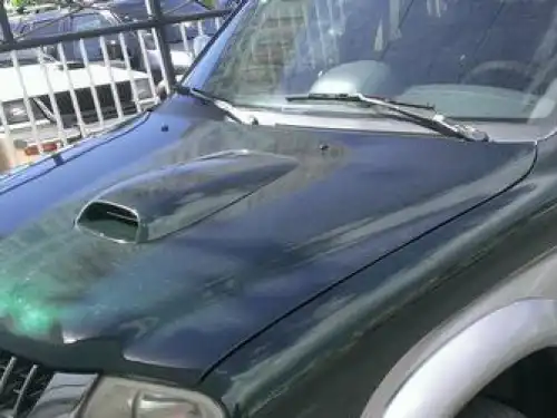 Mitsubishi L 200  2001