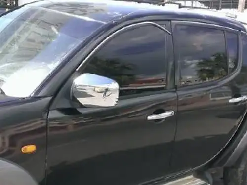 Mitsubishi L 200  2007