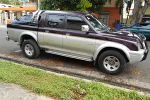 Mitsubishi L200  2002 Diesel Mecanica 4x4