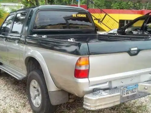 Mitsubishi L200 2001 4x4 doble cabina 