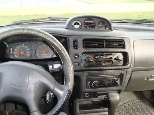 Mitsubishi L200 2001 bien buena