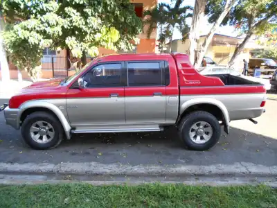 Mitsubishi L200 2005 Diesel Autom 4x4