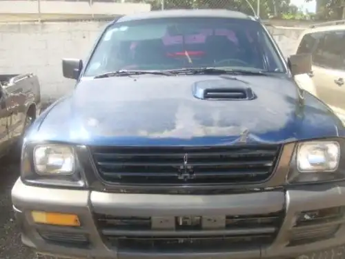 Mitsubishi L200 d 2001