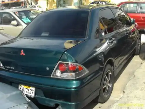 Mitsubishi Lancer 2001 Verde