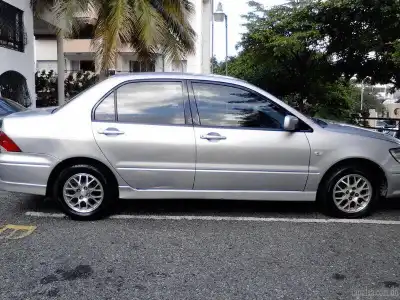 Mitsubishi Lancer 2001