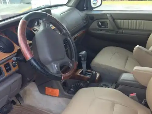 Mitsubishi Montero  1997