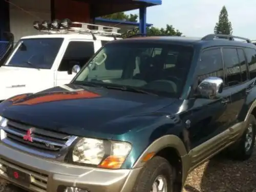 Mitsubishi Montero  2001