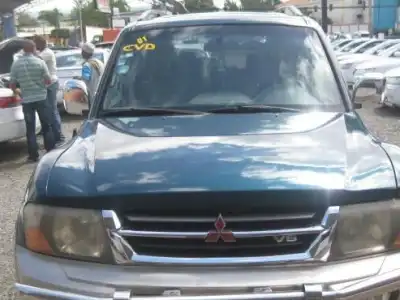 Mitsubishi Montero  2001