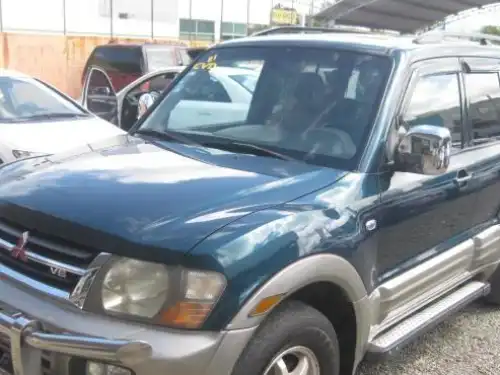 Mitsubishi Montero  2001