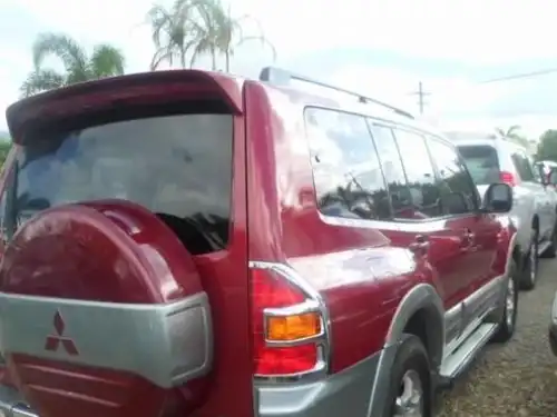 Mitsubishi Montero  2002