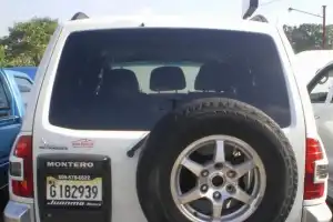 Mitsubishi Montero  2002