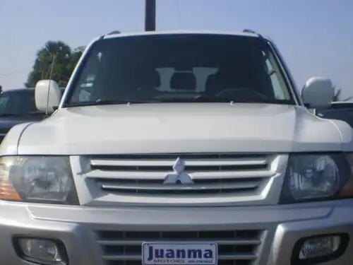 Mitsubishi Montero  2002