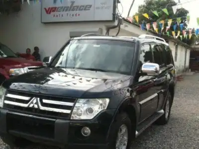 Mitsubishi Montero  2008