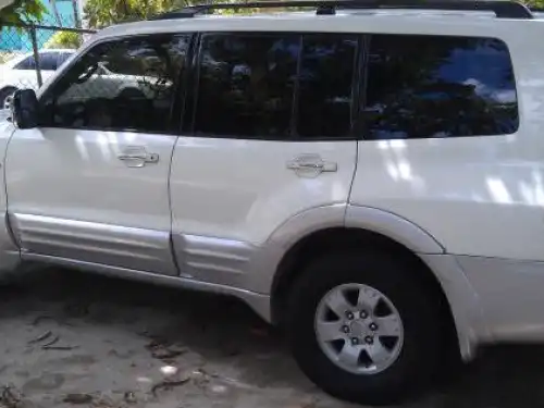 Mitsubishi Montero 2001 cara de gato nuevo 