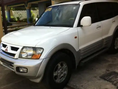 Mitsubishi Montero 2001 cara de gato 