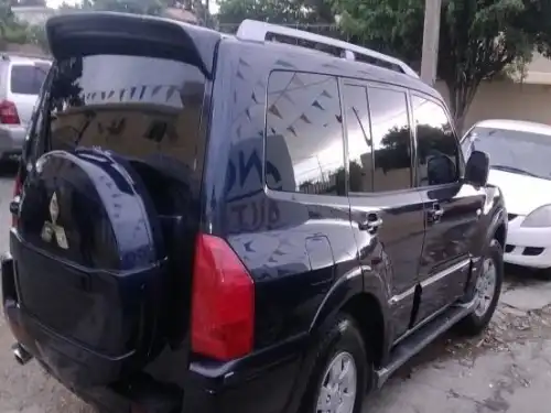 Mitsubishi Montero 2002