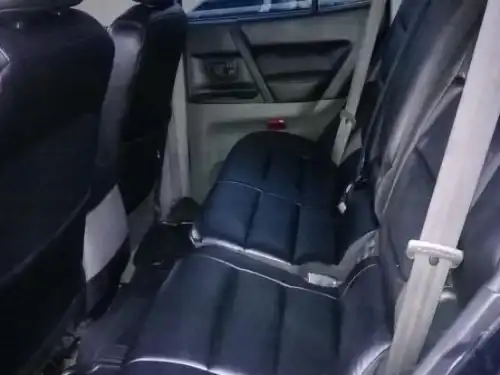 Mitsubishi Montero 2002