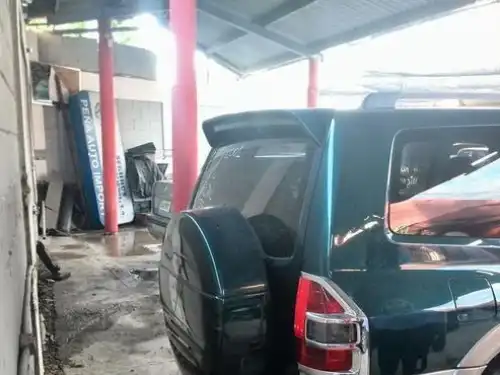 Mitsubishi Montero Limited 2001