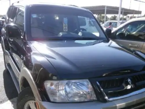 Mitsubishi Montero Limited 2003