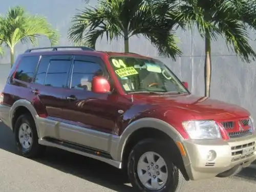 Mitsubishi Montero Limited 2004