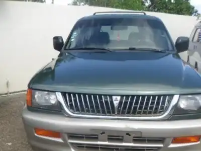 Mitsubishi Montero Sport  1998