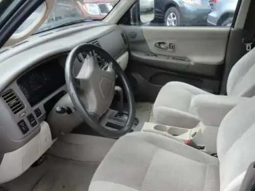 Mitsubishi Montero Sport  2000