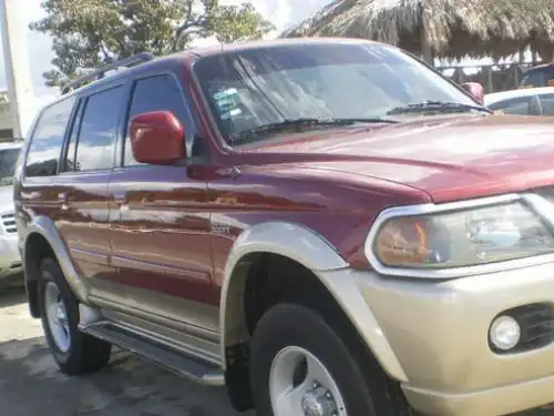 Mitsubishi Montero Sport  2001