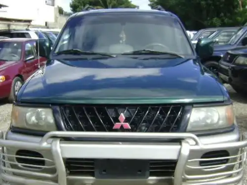 Mitsubishi Montero Sport  2001